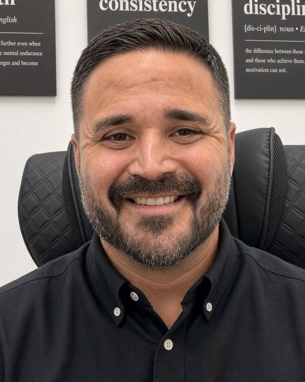 Luis Fernández, A Tax Solutions